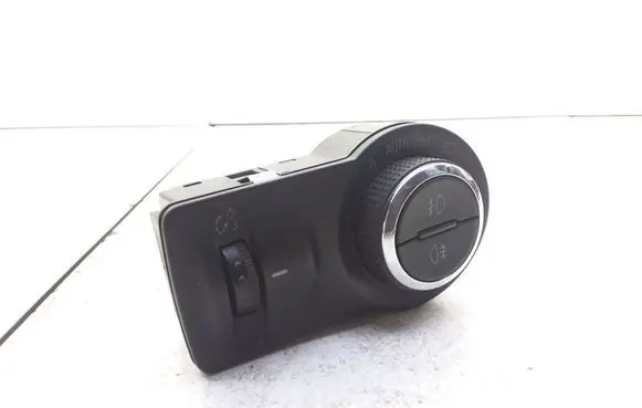 Opel Insignia A Light switch 13268698