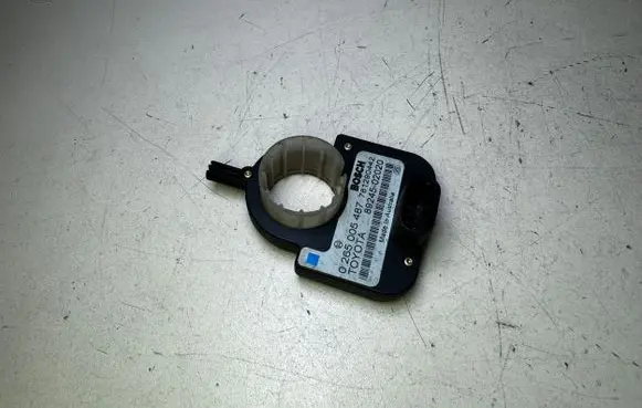 Toyota Avensis T250 Steering angle sensor 8924502020 781290442 0265005487