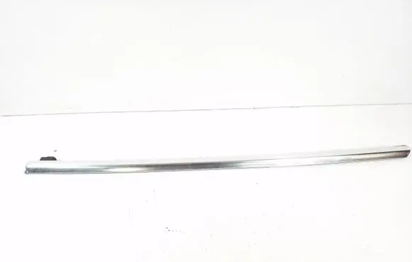 Mercedes-Benz E A207 Rear door glass trim molding A2076730483