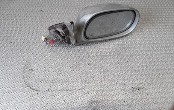 Mitsubishi Galant Front door electric wing mirror E201843