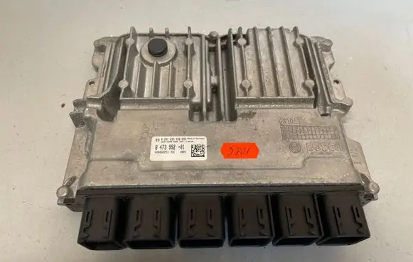 BMW 5 G30 G31 Engine control unit/module 8473992 0281035038