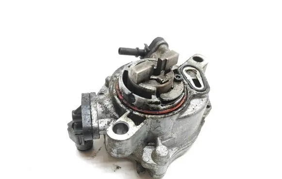 Citroen DS5 Vacuum pump 9684786780