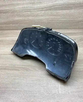 Opel Zafira A Speedometer (instrument cluster) 24419560HT