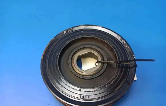 Crankshaft pulley