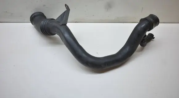 Intercooler hose/pipe