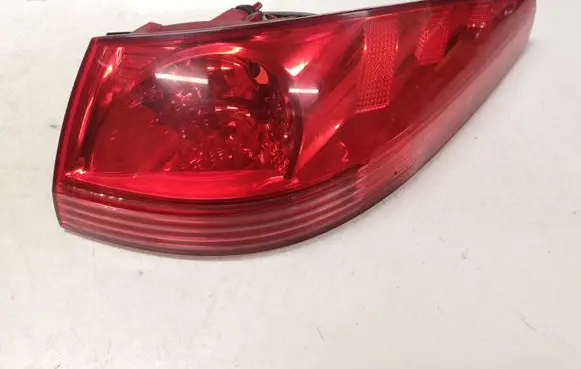 Peugeot 607 Rear/tail lights
