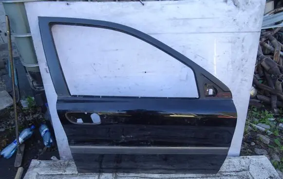 Volvo S80 Front door