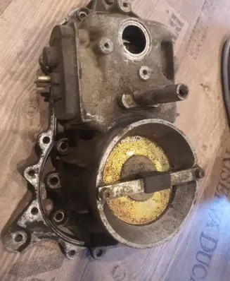 Mercedes-Benz E W124 Throttle valve 0438121043 Lm0008