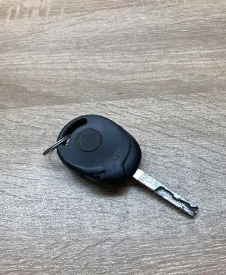 Opel Omega A Ignition key/card 