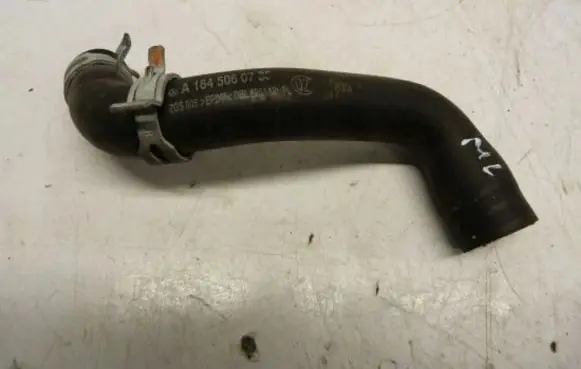 Mercedes-Benz ML W164 Engine coolant pipe/hose A1645060735