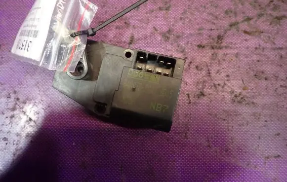 A/C air flow flap actuator/motor