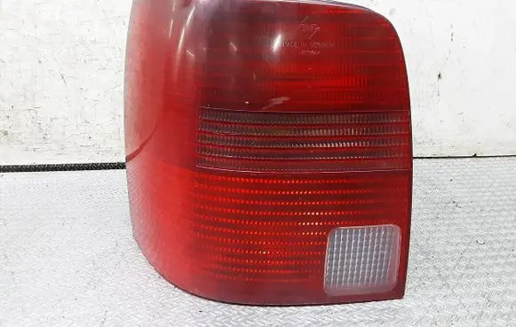 Volkswagen PASSAT B5 Rear/tail lights 3B9945257