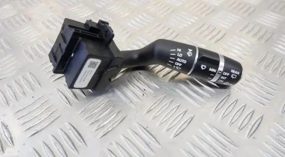 Land Rover Evoque I Wiper control stalk BJ323F973BB