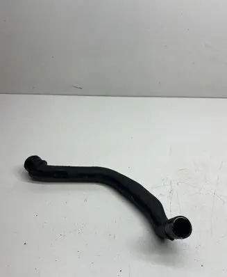Volkswagen PASSAT B4 Breather hose/pipe 028103491G