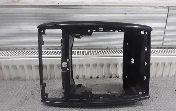 Mercedes-Benz A W169 Radio/GPS head unit trim 