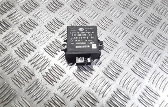 Mercedes-Benz E W211 Light module LCM A2118703126