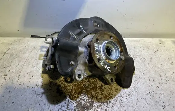 Mercedes-Benz EQA Front wheel hub 2473307503 40456956 302072415601212