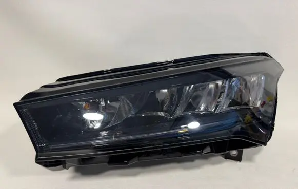 Skoda Enyaq iV Headlight/headlamp 5LB941015