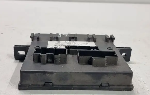 Audi Q7 4L Comfort/convenience module 4F0907279