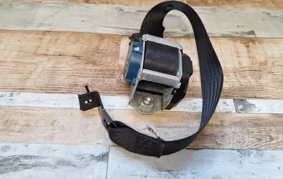 Alfa Romeo 159 Front seatbelt
