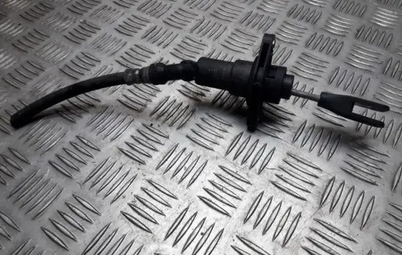 Mitsubishi Colt Clutch master cylinder A4542900004
