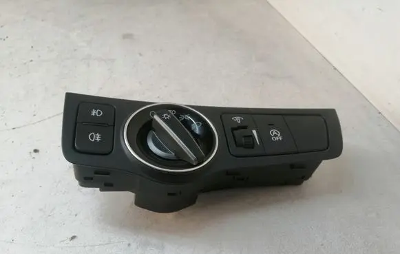 Hyundai i40 Light switch 933003Z150 3D9101100A 1609010186