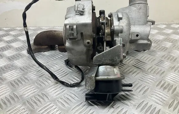 Audi A3 S3 8V Turbo 04L253010B