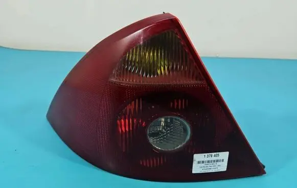 Ford Mondeo Mk III Rear/tail lights IMPRK1379405