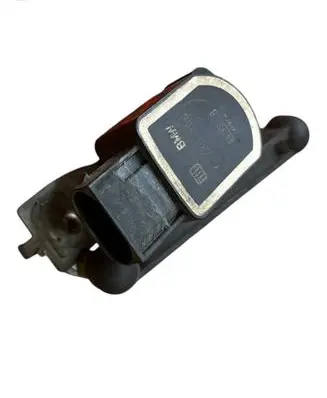 Headlight/headlamp level sensor