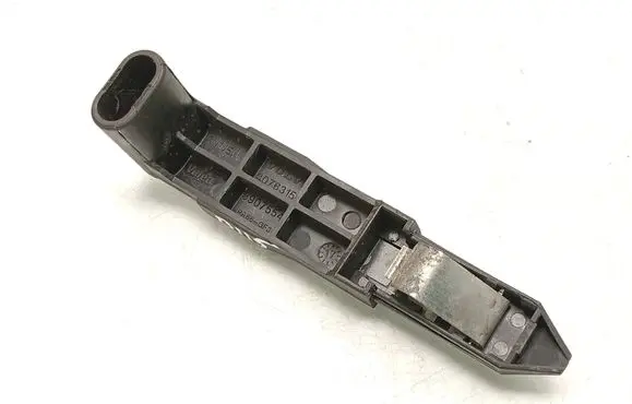Volvo XC60 Headlight/headlamp mounting bracket 30763155 89075546