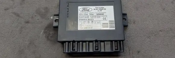 Ford Focus Comfort/convenience module 98AG15K600DE 5WK48682 5WK47230E