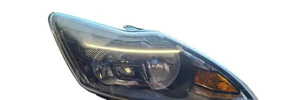 Ford Focus Headlight/headlamp 8M5113W029CF