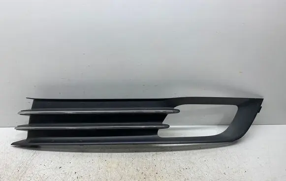 Volvo V70 Front bumper lower grill 31323993 AD762