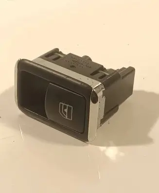Mercedes-Benz C W204 Electric window control switch A2048707358 100345551A 303139101