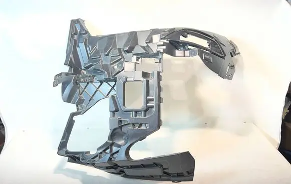 BMW X5 G05 Front bumper mounting bracket 8085637