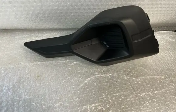 Front bumper lower grill