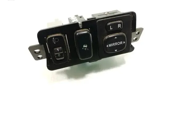 Mitsubishi L200 Wing mirror switch