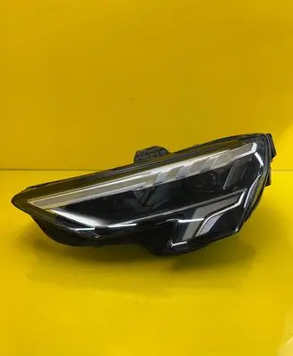Audi A3 8Y Headlight/headlamp 8Y0941033