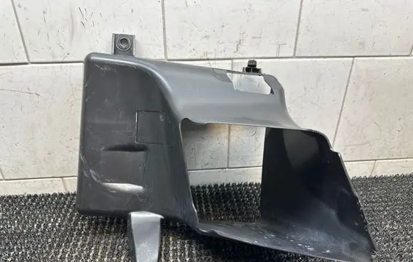 BMW 5 GT F07 Intercooler air channel guide 7200774 18779815