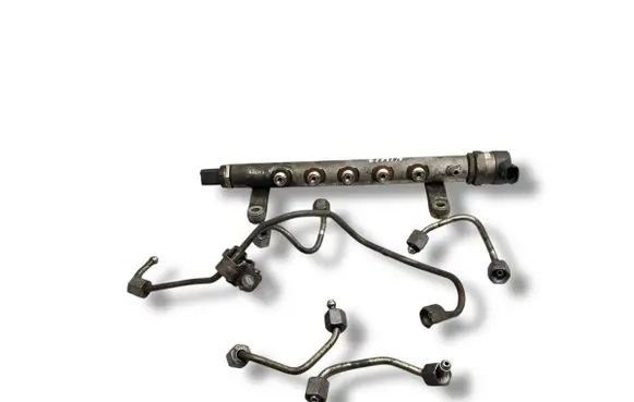 Land Rover Freelander 2 - LR2 Fuel main line pipe 9654748880