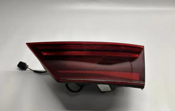 KIA Cerato Tailgate rear/tail lights 92404M70
