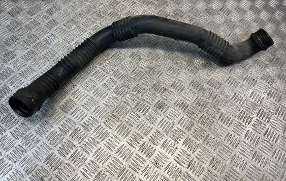 Mercedes-Benz B W245 Intercooler hose/pipe A1695200701