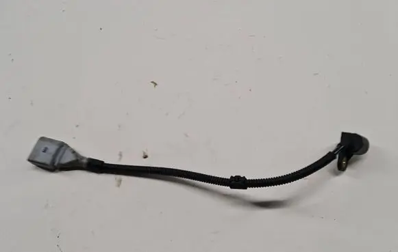 Volkswagen PASSAT B6 Camshaft position sensor