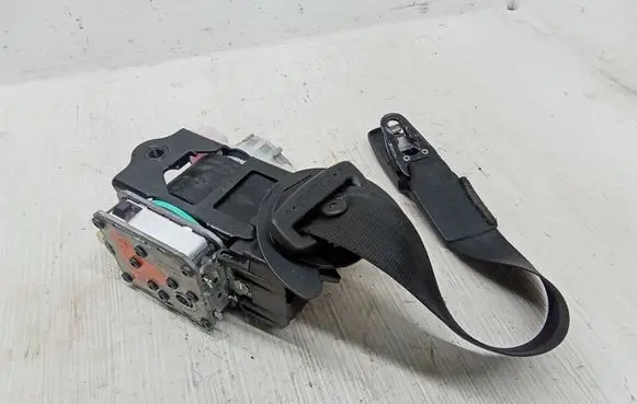 Audi A6 S6 C7 4G Front seatbelt 4G8857706M