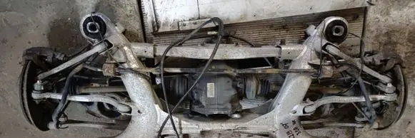 Mercedes-Benz CLS C219 Rear axle beam with reductor A2193500400 2193500400