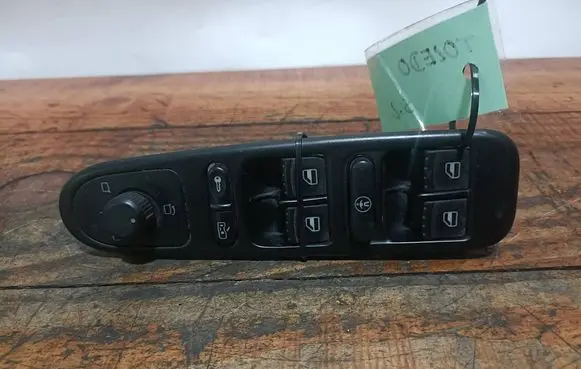 Seat Toledo II (1M) Electric window control switch 1J4959857 F005S00011