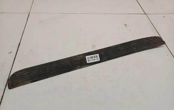 Nissan Almera Tino Front sill trim cover 769B0BU000