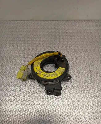 Mazda 323 F Airbag slip ring squib (SRS ring) 17B366