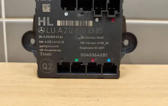 Mercedes-Benz C W204 Door control unit/module A2128203985 A2124423432 A2128204326