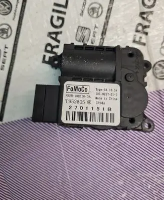 Ford Mustang VI A/C air flow flap actuator/motor FR3B19E616
